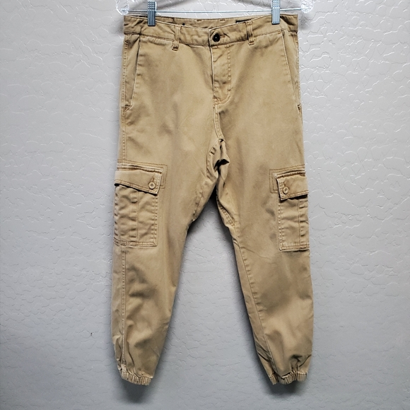 size 28 khaki pants